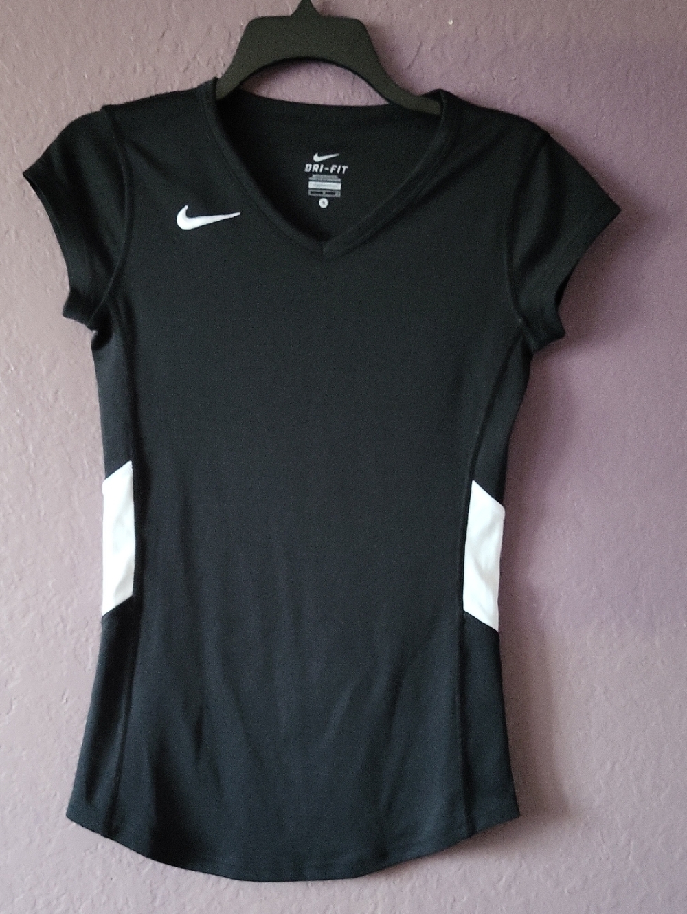 Nike Black and White Dri-FIT Women's Athletic Jersey